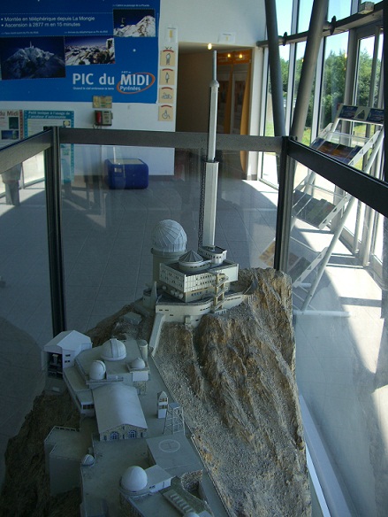 http://www.ctscomputing.com/sites/ctscomputing.com/files/pic%20du%20midi%20motorway%20station.jpg
