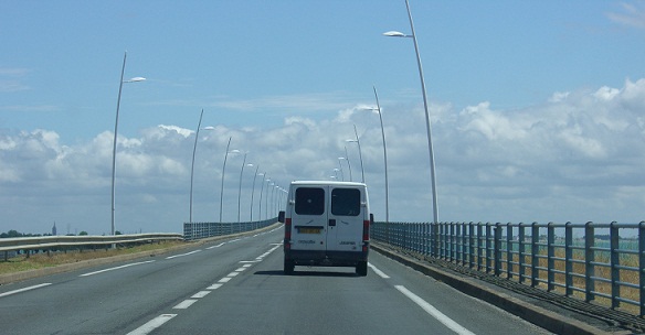 http://www.ctscomputing.com/sites/ctscomputing.com/files/back%20over%20the%20bridge.jpg