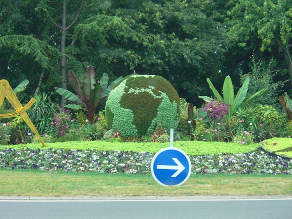 http://www.ctscomputing.com/sites/ctscomputing.com/files/turn%20right%20at%20planet%20earth.jpg